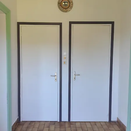 Maison A La Campagne Proche Du Canal Дом отдыха Thun-Saint-Martin