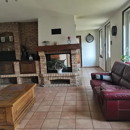 Maison A La Campagne Proche Du Canal Holiday home