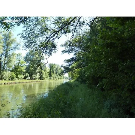 Holiday home Maison A La Campagne Proche Du Canal